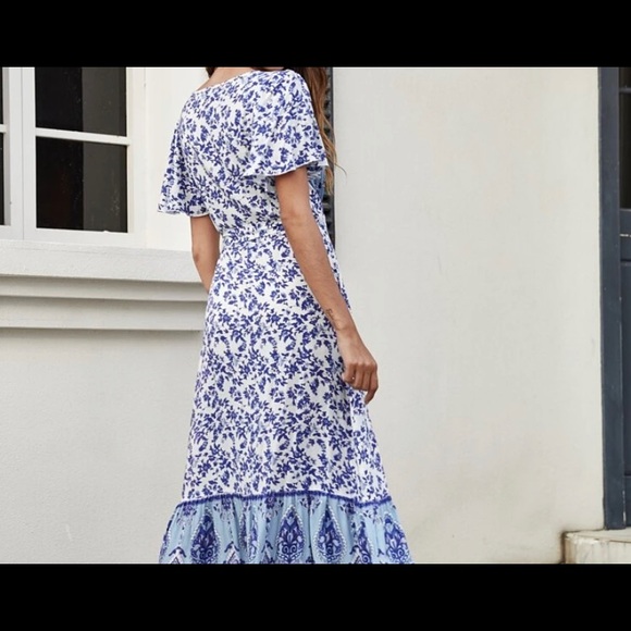 Surplice Neck Knot Ruffle Floral - Picture 3 of 4